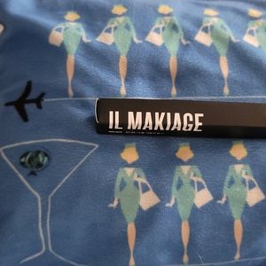 IL Makiage eyeliner black